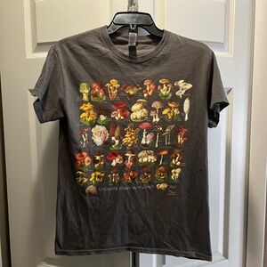 University of Michigan botanical gardens t-shirt mushrooms